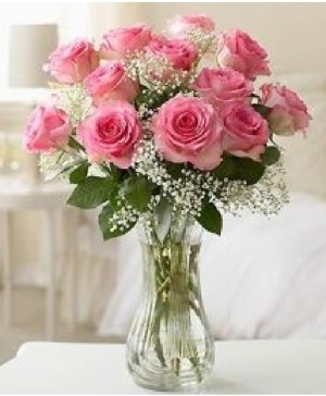 PINK ROSES VASE ARRANGEMENT