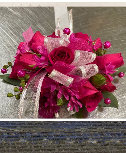 PINK SONG CORSAGE prom