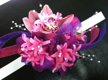 Pink Song wrist corsage