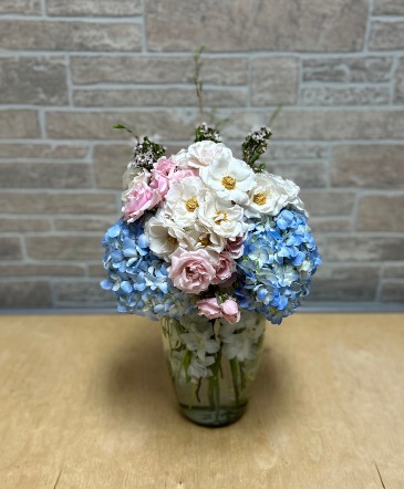 Pink & White Beauty   in Fort Worth, TX | DAVIS FLORAL DESIGNS