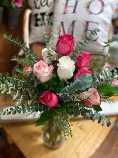 Pink & White Rose Vase Vase arrangement