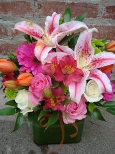 PINKS & ORANGES Square Block Arrangement
