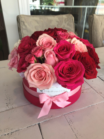 Pinks & Reds Flower Box xl Roses