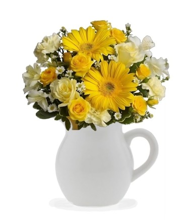 Pitcher Perfect Floral Bouquet in Whitesboro, NY | KOWALSKI FLOWERS INC.