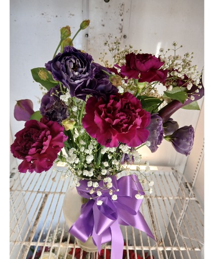 Plum Passion by ROSE PETALS FLORIST G LMK ass vase