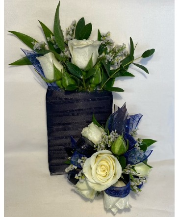 Pocket Boutonniere Set  in Wayne, NE | Bloom & Grace