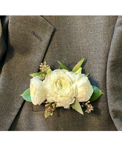 Pocket Square of Ranunuculus 