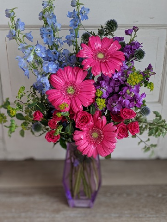 Pop of Pink Fresh Arrangement