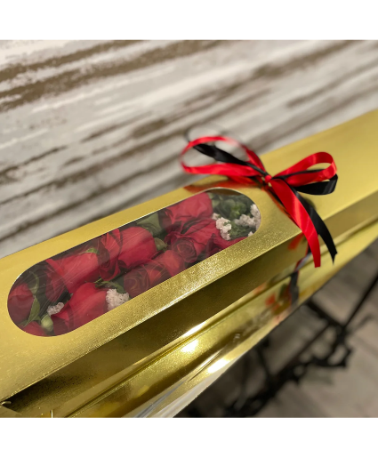Pop's Dz. Red Roses in a Box Only at Mom & Pop's