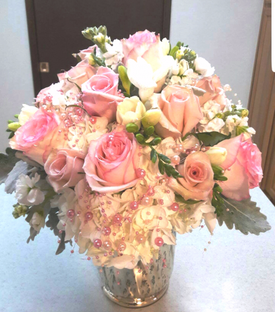 Precious Pearl  Chic Vase of hydrangeas and roses