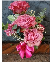 Precious Pinks by ROSE PETALS FLORIST Glass vase