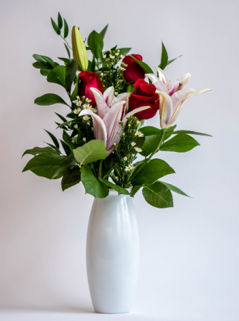 Premium 3 Rose Vase with Lily Vased Arrangement
