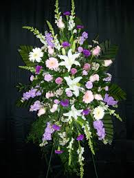 PREMIUM II LAVENDER AND WHITE STANDING SPRAY STANDING FUNERAL PC ON A 6' STAND