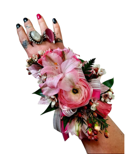 Premium mix wristlet 