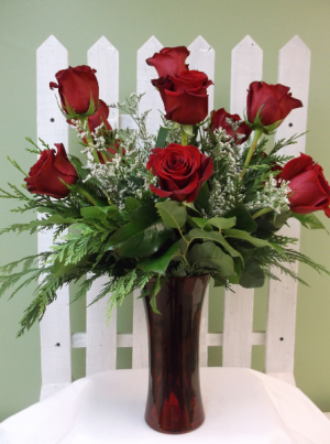 PREMIUM RED ROSE ARRANGEMENT in Springfield, VT | WOODBURY FLORIST PREMIUM RED ROSE ARRANGEMENT in Springfield, VT | WOODBURY FLORIST