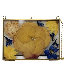 Pressed Floral Design 