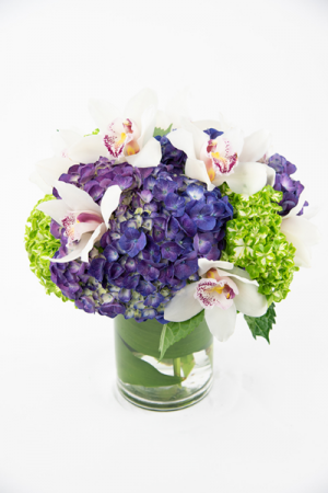 Pretty Hydrangeas and Orchids Round BQT
