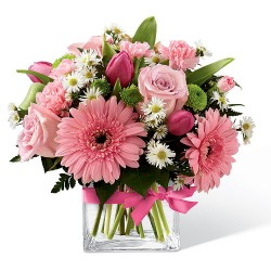 pretty in pink Flower Arrangement
