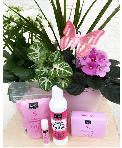 Pretty in Pink Gift Package (Colours may vary)