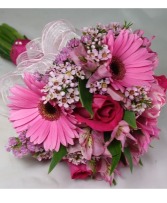 Pretty In Pink Handheld Bouquet