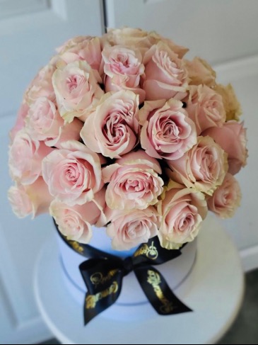 Pretty in Pink Hat box  in Whittier, CA | Rosemantico Flowers