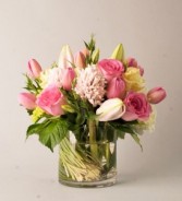 Pretty in Pink Vased Arrangement, Compact