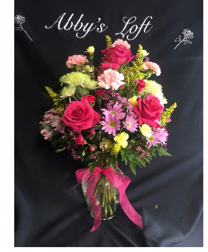 Pretty in pinks Vase arrangement 
