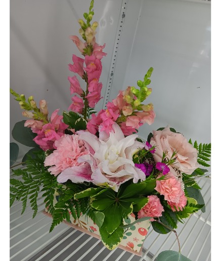 Pretty Little Pink Box Box arrangement