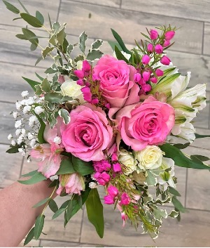 Pretty N Pink Hand Held Wrapped Bouquet 