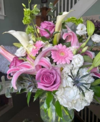 Pretty Pink Deluxe Vase Arrangement