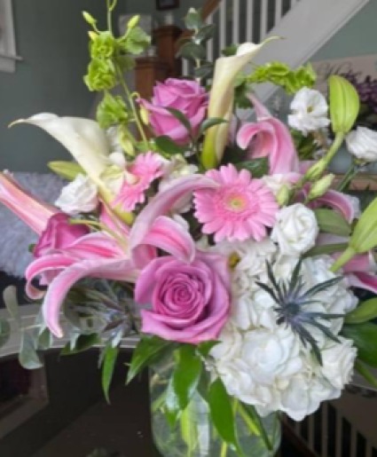 Pretty Pink Deluxe Vase Arrangement