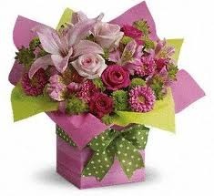 Pretty Pink Present  T19-1A
