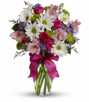 Pretty Please All-Around Floral Arrangement in Winnipeg, MB | KINGS FLORIST LTD