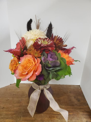 Pretty Posy Vase Arrangement in Vernon, NJ | HIGHLAND FLOWERS Pretty Posy Vase Arrangement in Vernon, NJ | HIGHLAND FLOWERS