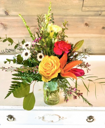 Fresh Flower Daily Special  Fresh Special 1 in Dixon, IL | WEEDS FLORALS, DESIGN & DECOR