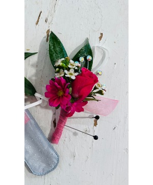 Prom / Homecoming Boutonniere Prom / Homecoming Boutonniere