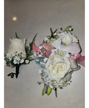Prom Package Corsage and Boutonniere