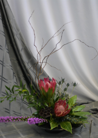 PROTEA HARMONY Flower Arrangement
