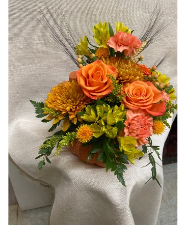 Pumpkin Spice  Centerpiece in Croton On Hudson, NY | Cooke's Little Shoppe Of Flowers