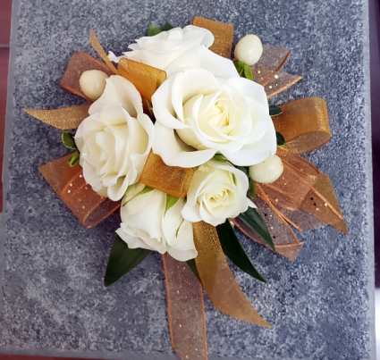 PURE GOLD Corsage