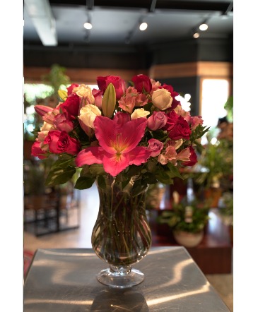 Pure Romance  Roses & Lilies  in South Milwaukee, WI | PARKWAY FLORAL INC.