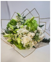 Pure Serene Green Large Wrapped Bouquet