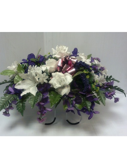 PURPLE AND WHITE GRAVE SADDLE 