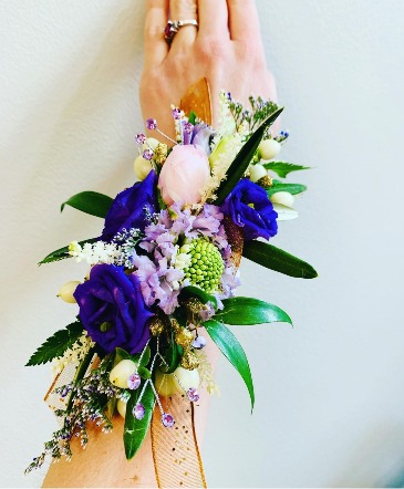 Purple Prom Corsage   in Tiffin, OH | Rose Leaf Flowers
