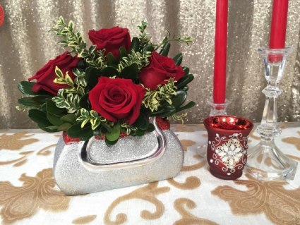 Purse of Passion Short arrangement