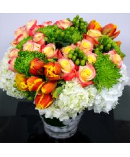 Queen Bee Vase Arrangement