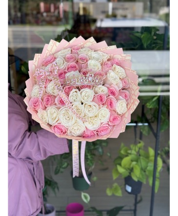 Queen of My Heart bouquet in Bakersfield, CA | Valley Blooms Florist Queen of My Heart bouquet in Bakersfield, CA | Valley Blooms Florist