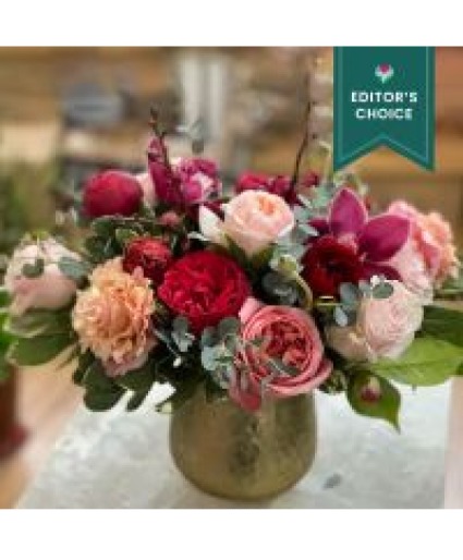 Queen of the Garden - Editor's Choice Vase Arrangement