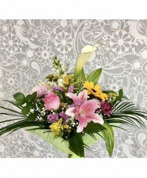 Radiant Romance Bouquet  No Vase 