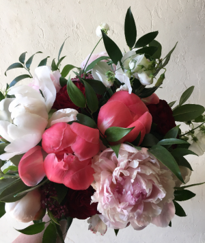 RAMBLING GARDEN HANDTIED BOUQUET in Toronto, ON | BOTANY FLORAL STUDIO RAMBLING GARDEN HANDTIED BOUQUET in Toronto, ON | BOTANY FLORAL STUDIO
